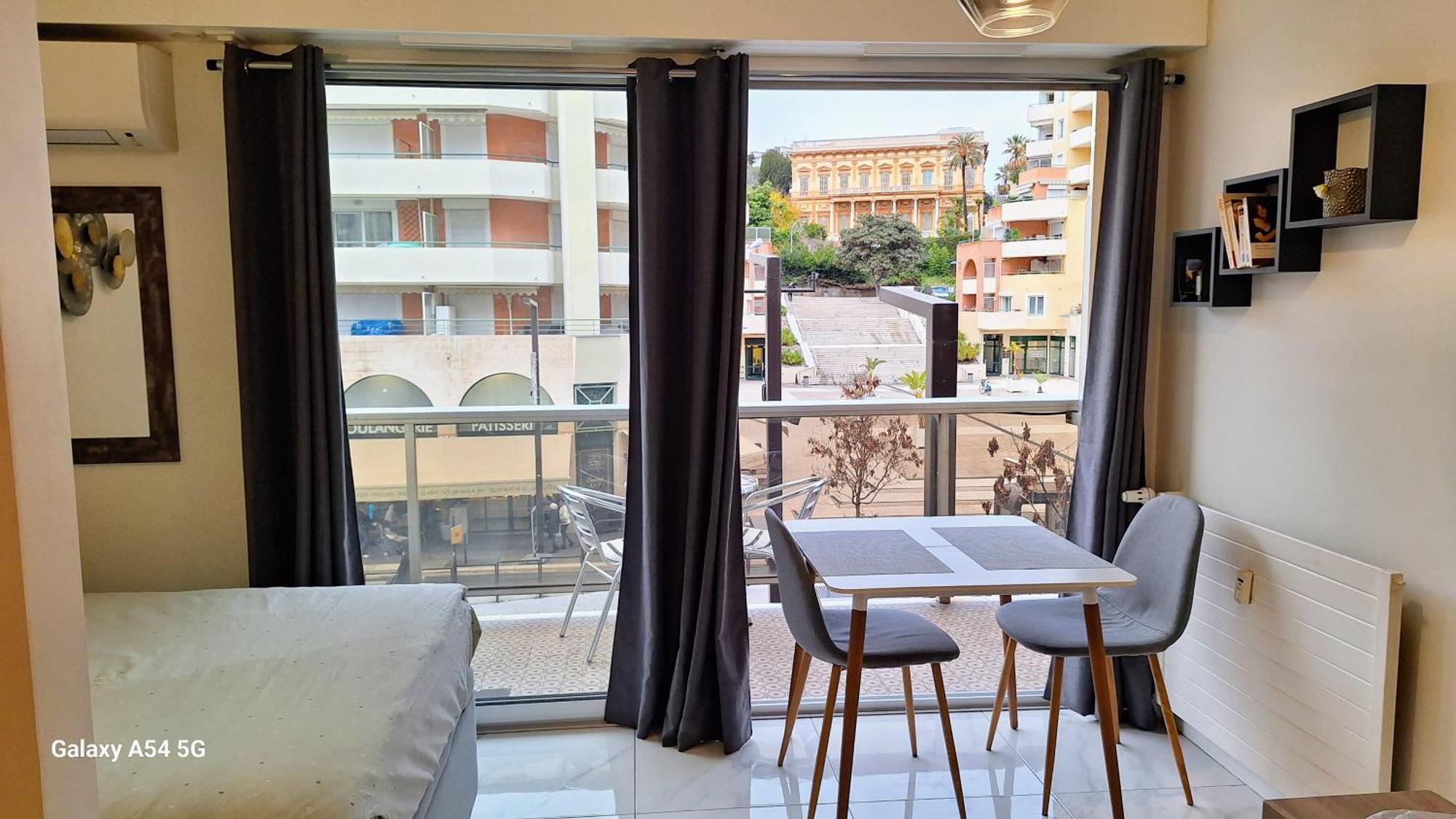 Апартаменти Cosy Studio 200 M From Nice Beach & Promenade Des Anglais Екстер'єр фото